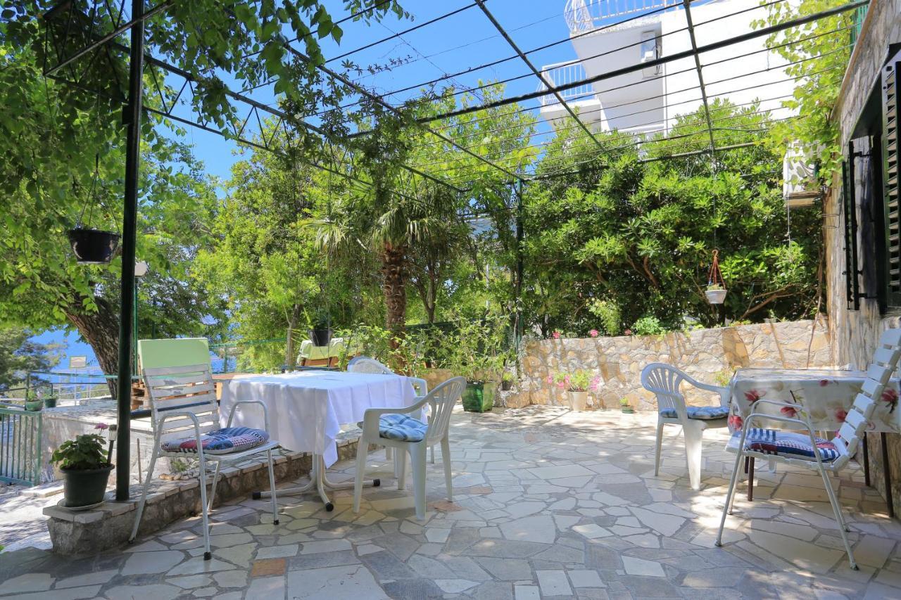 Apartments By The Sea Lokva Rogoznica, Omis - 18638 المظهر الخارجي الصورة