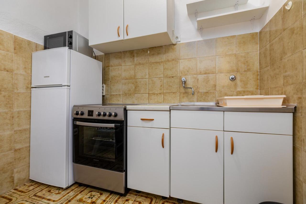 Apartments By The Sea Lokva Rogoznica, Omis - 18638 المظهر الخارجي الصورة