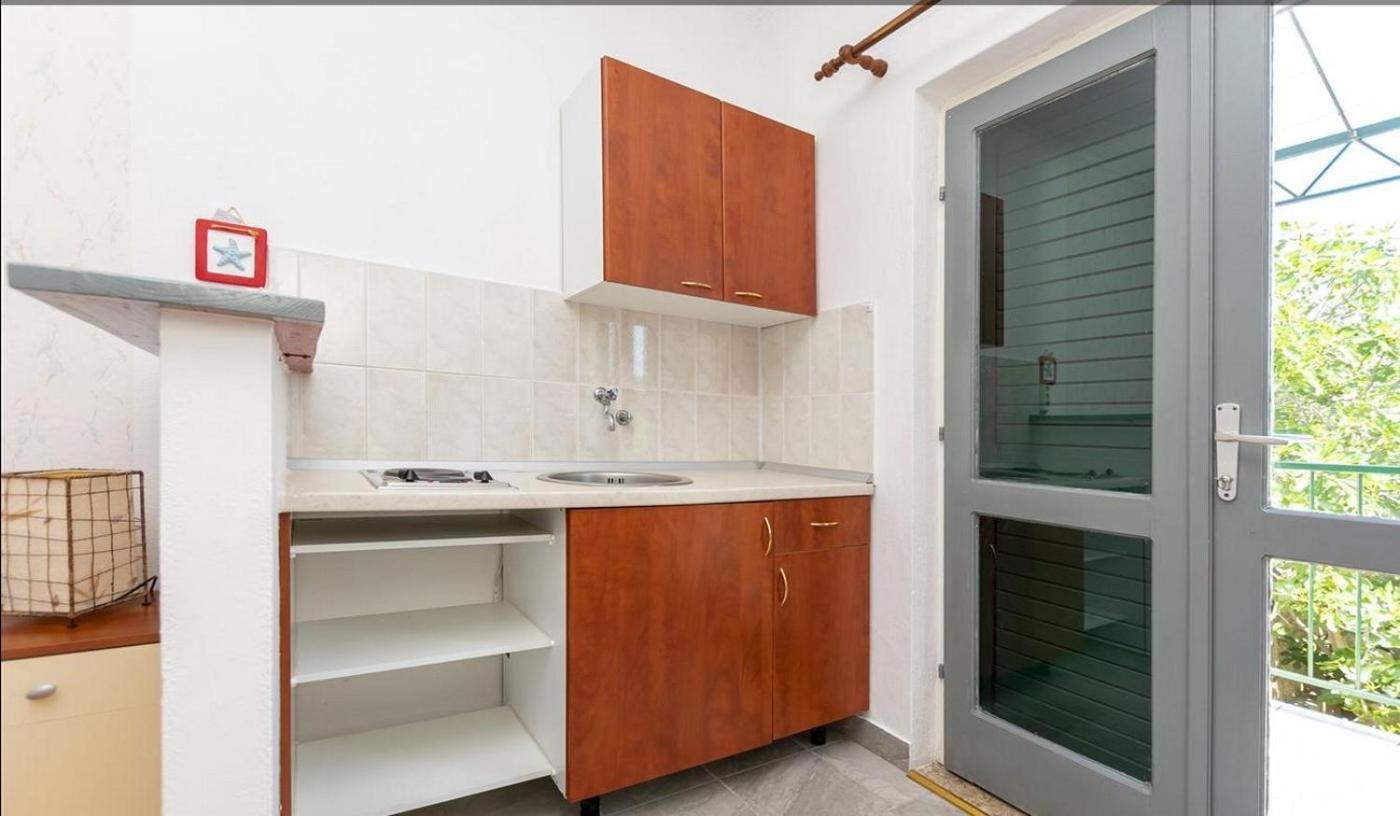 Apartments By The Sea Lokva Rogoznica, Omis - 18638 المظهر الخارجي الصورة